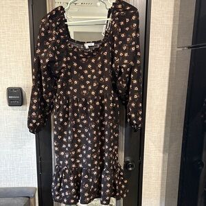 Celebrity Pink Black Floral Top